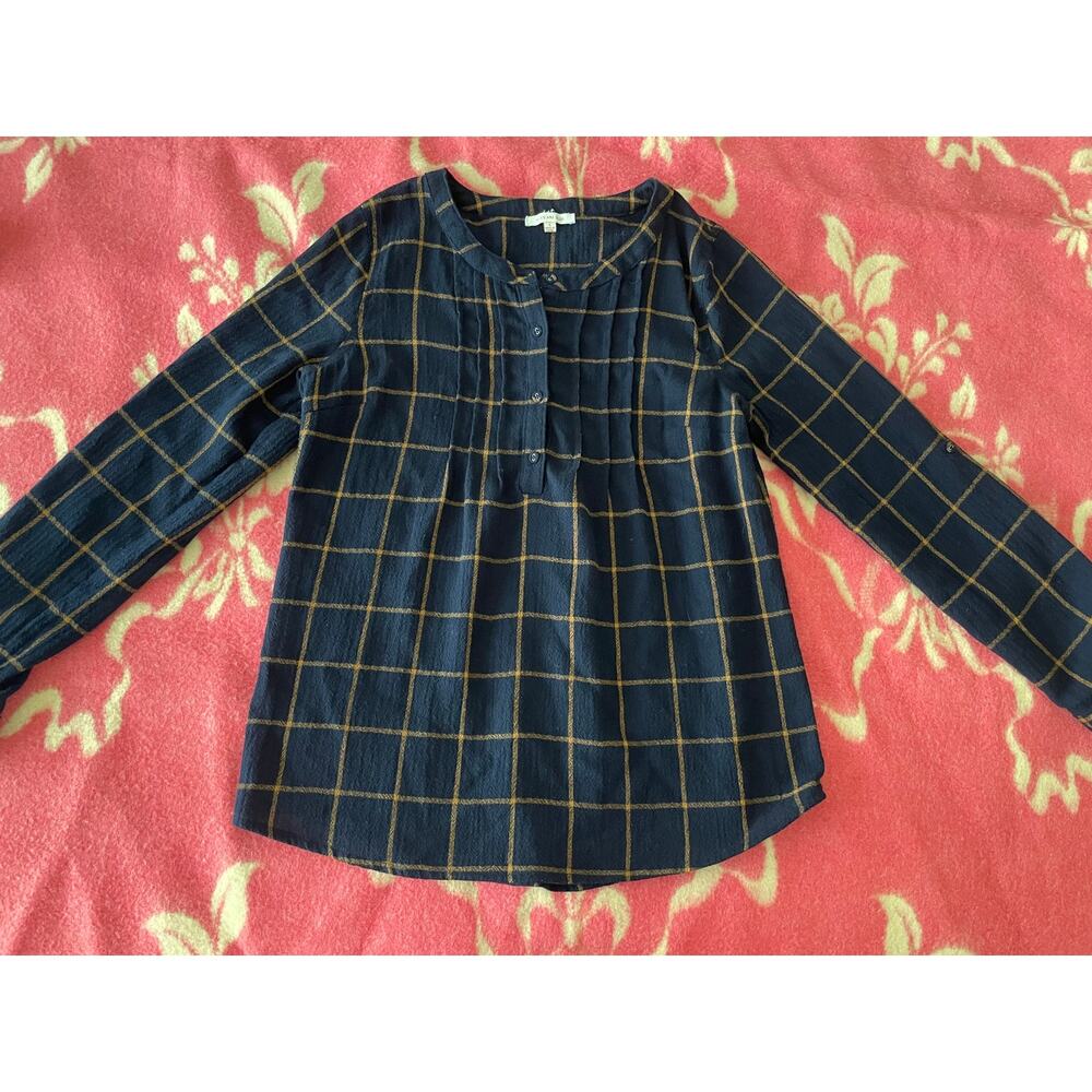 Skies are Blue Navy with Orage Pattern long sleeve top SZ Small
